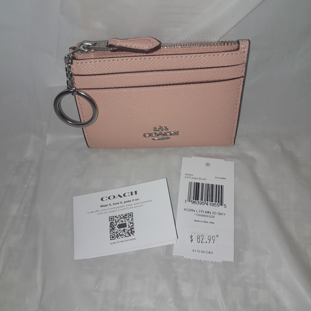 New Coach Leather Shinny ID Case/Keyring With Zipper Pouch In Faded Blush - Picture 2 of 8